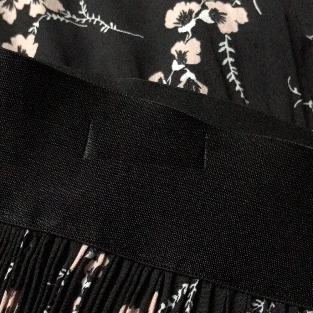 Le Gali Luna Black Pink Floral Pleated Lace Hem Skirt M - Picture 12 of 13